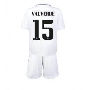 Real Madrid Federico Valverde #15 babykläder Hemmatröja barn 2022-23 Korta ärmar (+ Korta byxor)